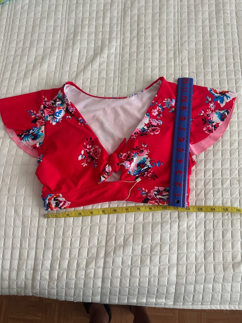 COCOSHIP Red Floral Tie-Front Crop bathing suit
